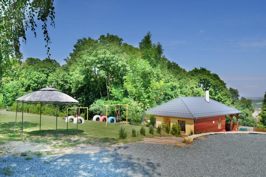 Villa Areal Hradisek Klobouky u Brna Exterior foto